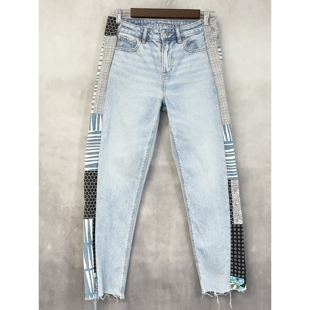 American Eagle Mom Jean Women 00 (4-6) Upcycled Patchwork Light Wash Indie Artsy
